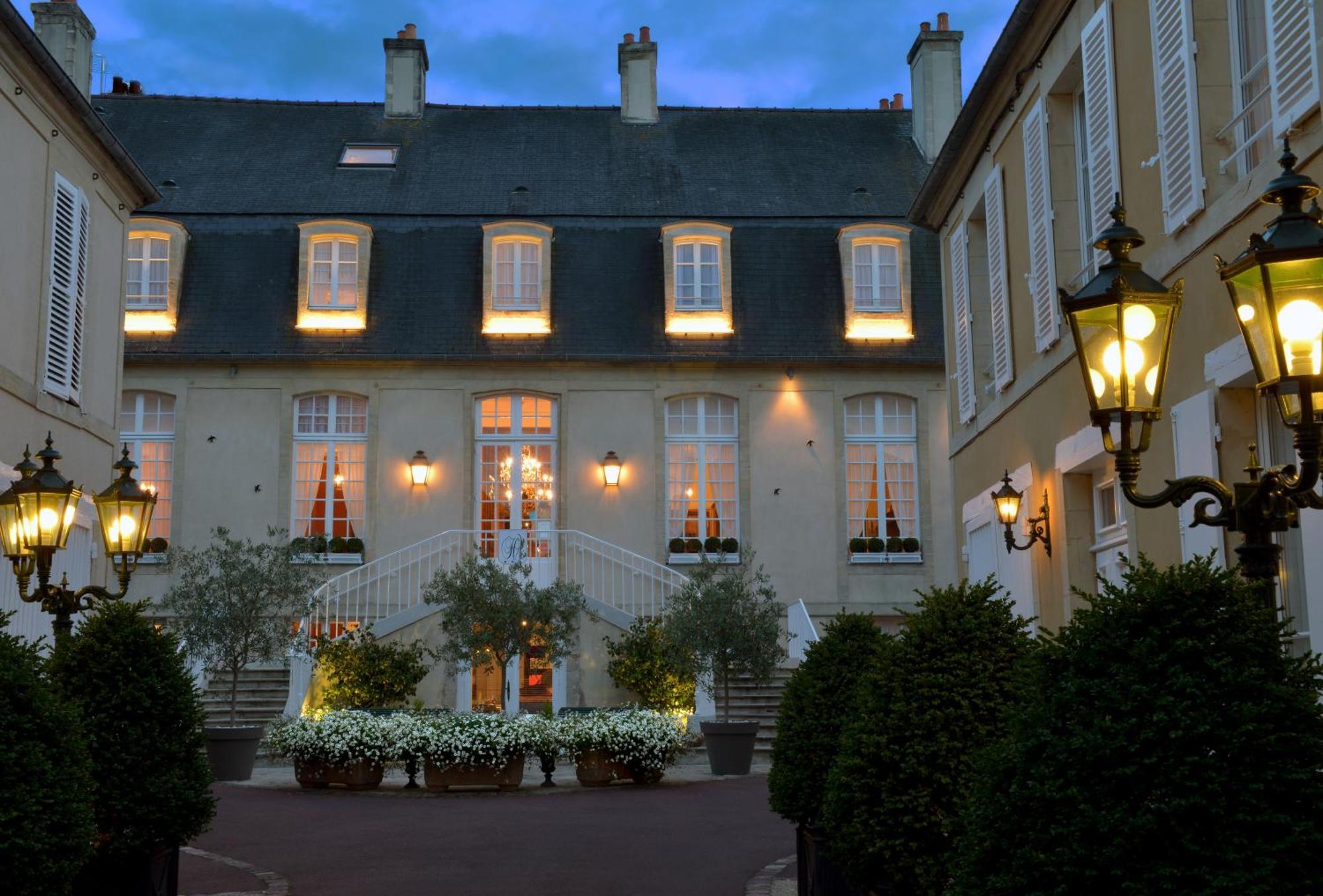Hôtel d'Argouges Bayeux Buitenkant foto
